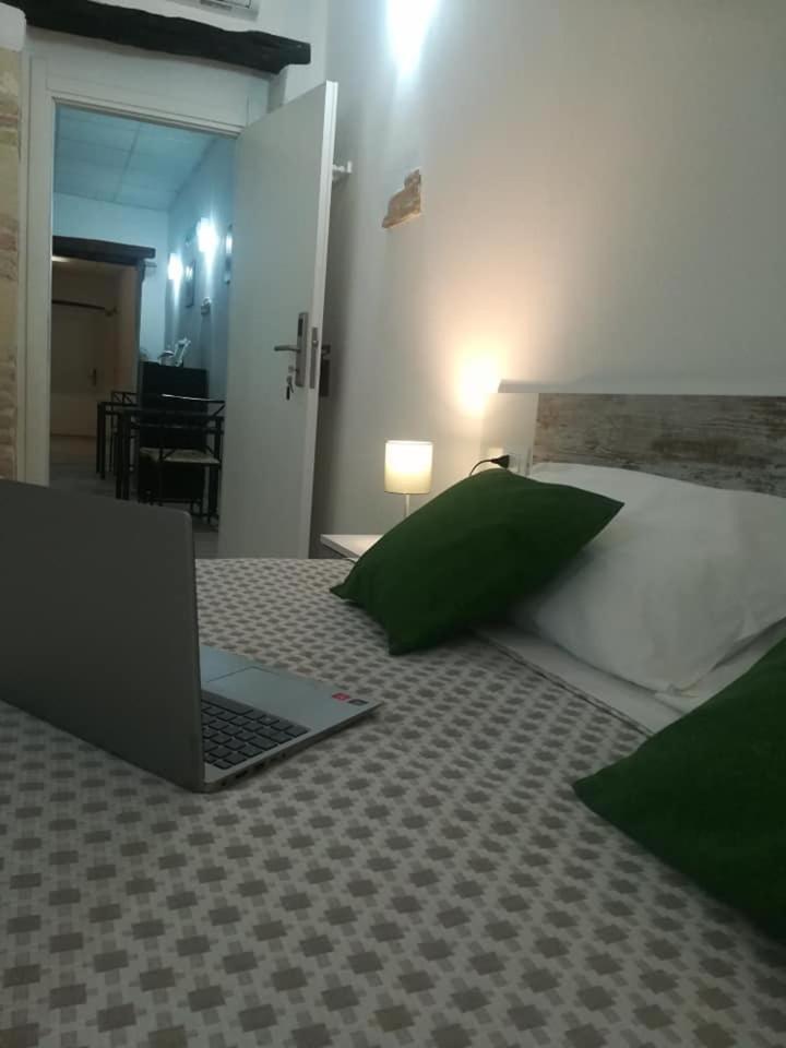 B.House Bed & Breakfast Cagliari Exterior photo