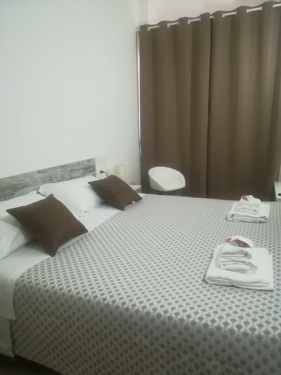B.House Bed & Breakfast Cagliari Exterior photo